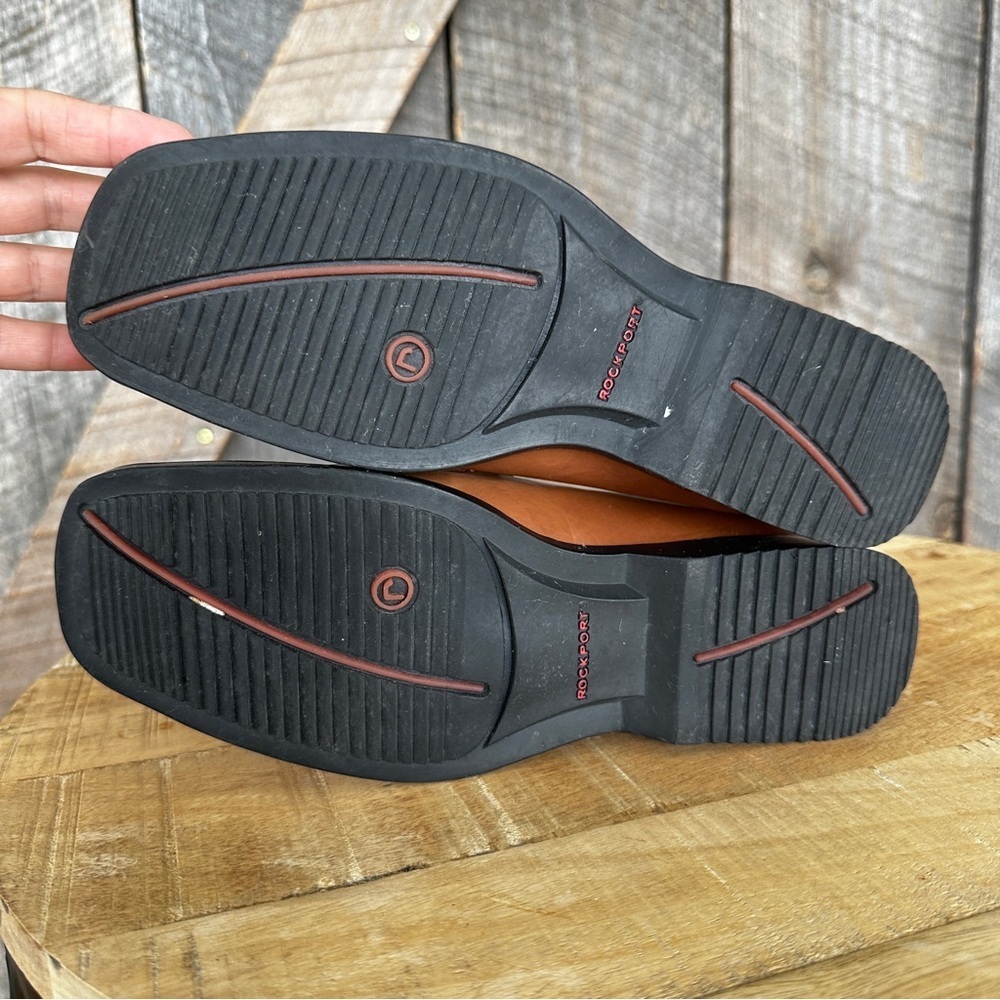 Rockport Tan and Black Loafers Sleek Slip-On Design - Picture 6 of 8
